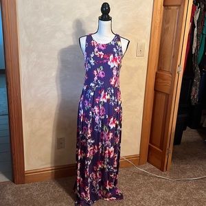 Gently used maxi dress by Loveappella in size medium